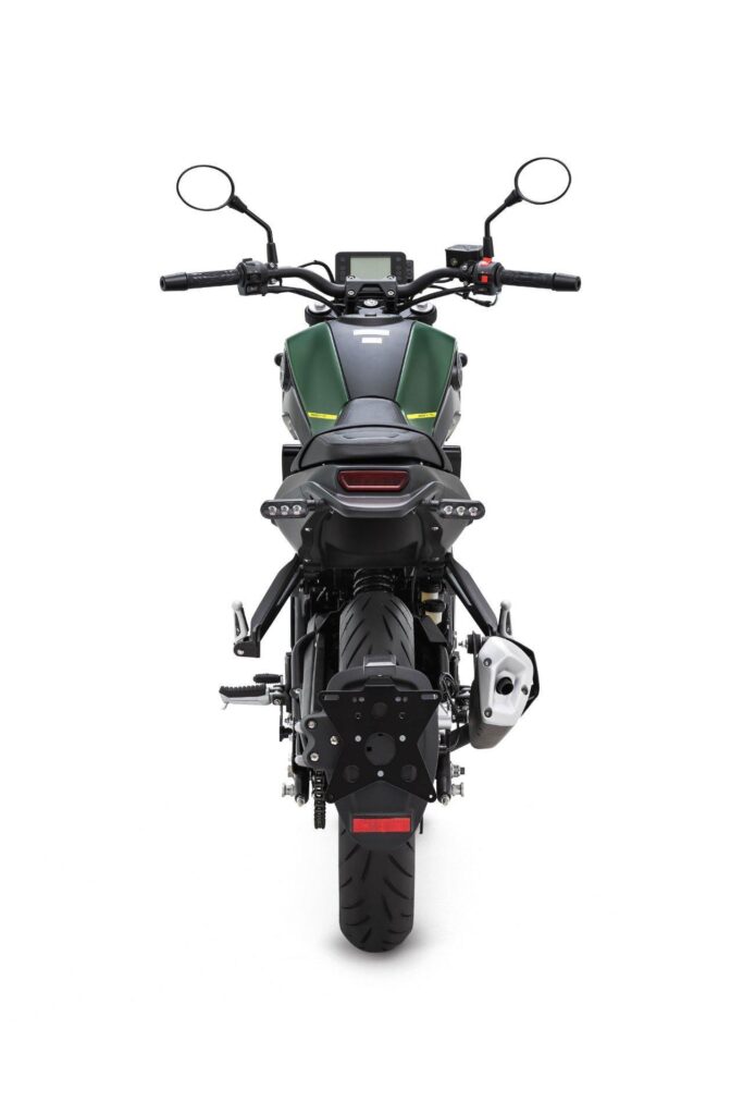 Benelli Leoncino 125